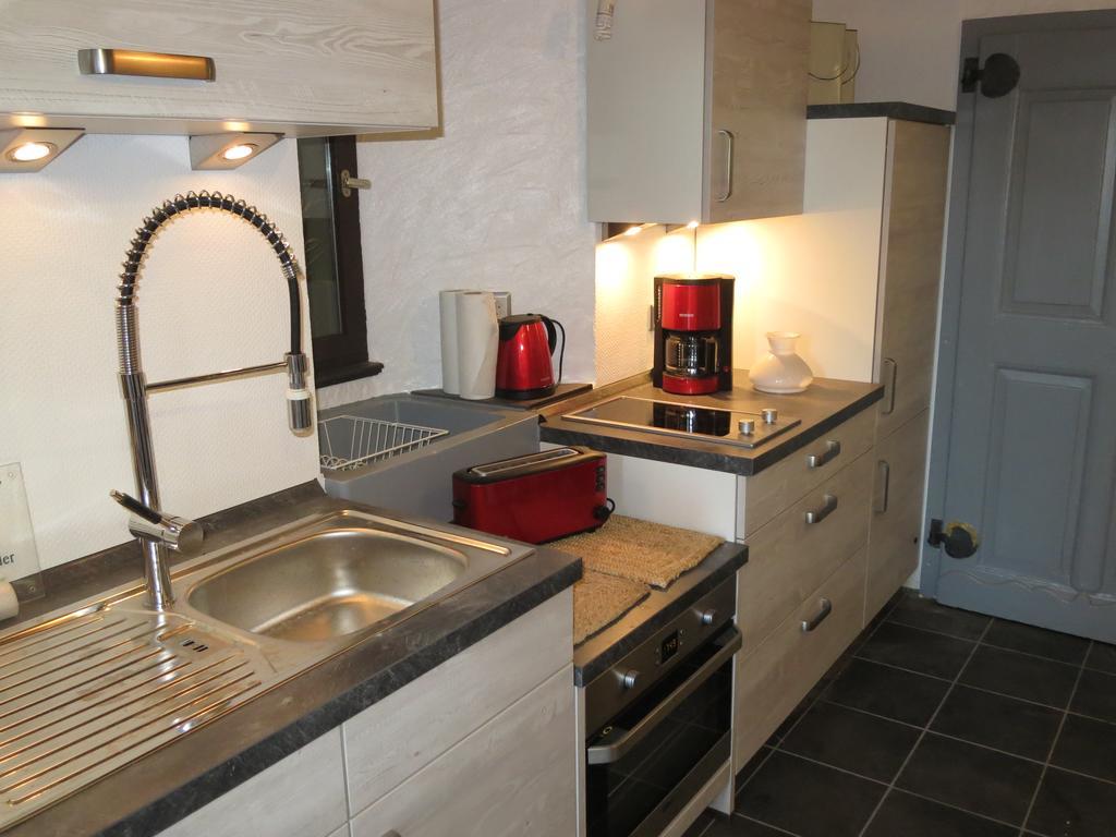 Ferienwohnungen Haus Hinneres Schalkenmehren Chambre photo