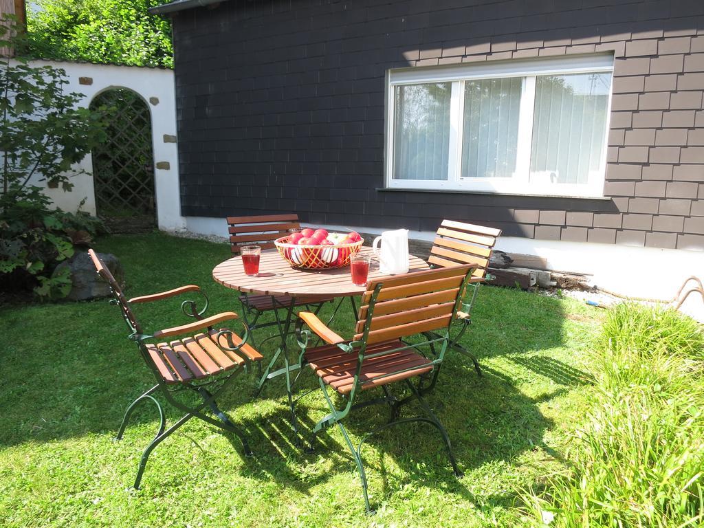 Ferienwohnungen Haus Hinneres Schalkenmehren Extérieur photo